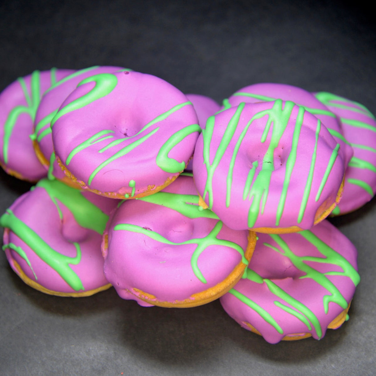 Batch of Smol Doughnuts Organic Dog Treats